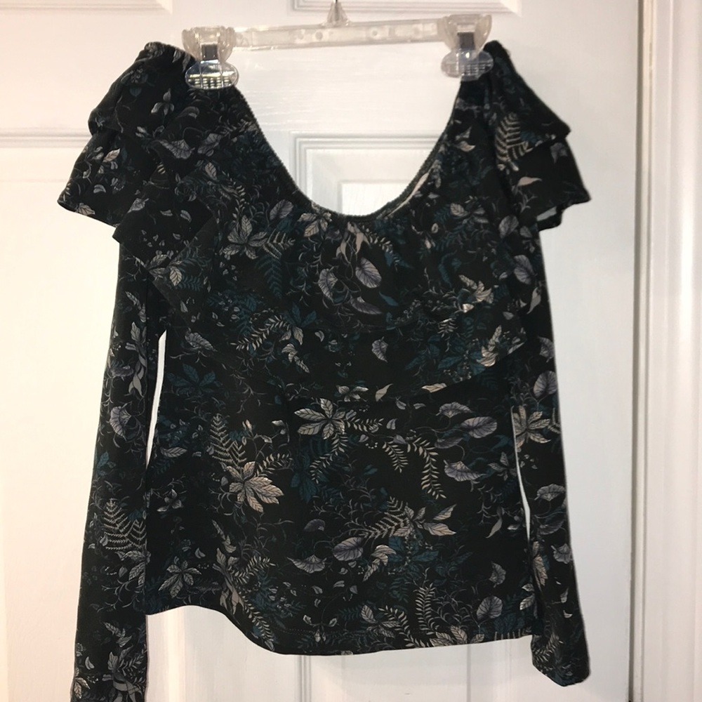 Off the shoulder patterned shirt